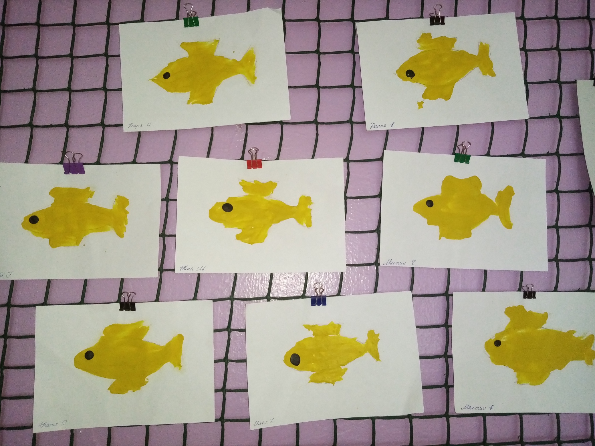 Рыбки первая младшая группа. Лепка рыбки в младшей группе. Рисование Золотая рыбка младшая группа. Рисование рыбки в младшей группе. Лепка на тему рыбы в младшей группе.