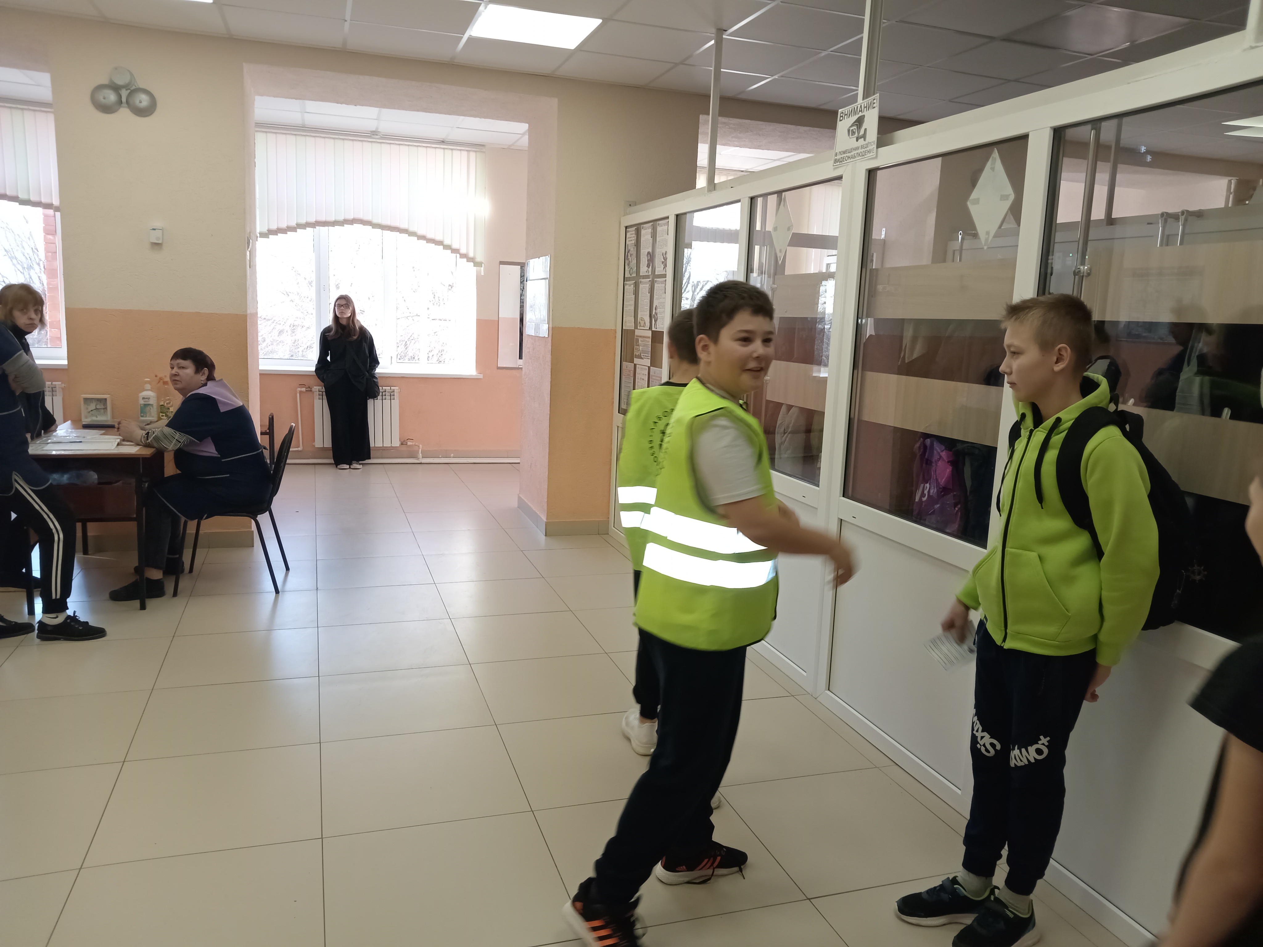 Проведение обязательных инструктажей по безопасности (8)