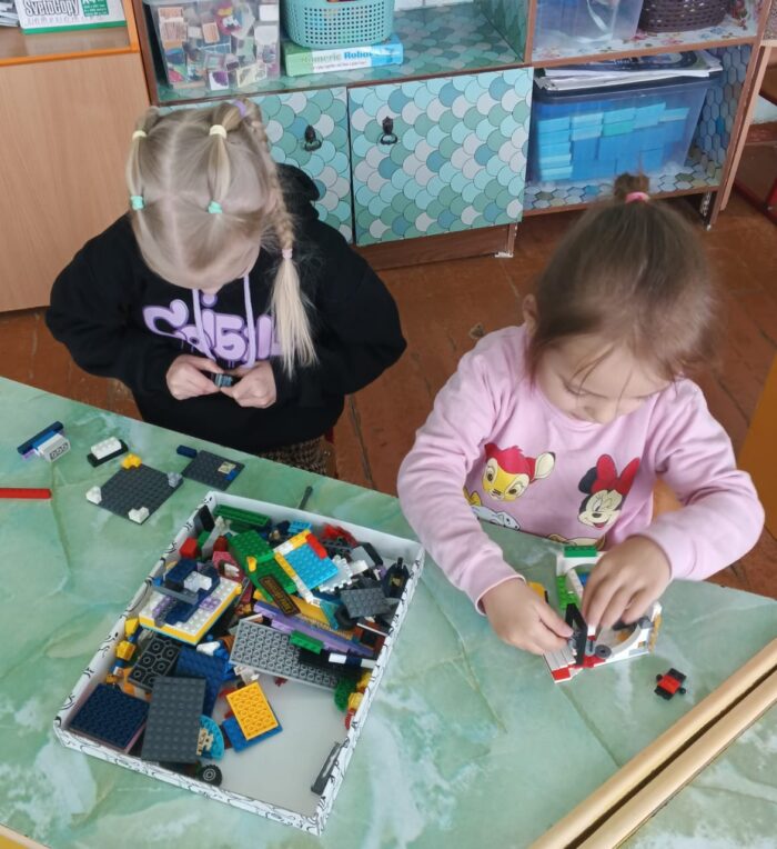 Конструирование из конструктора LEGO (8)