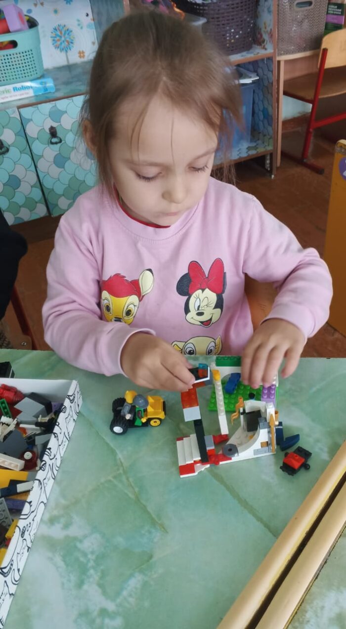 Конструирование из конструктора LEGO (9)