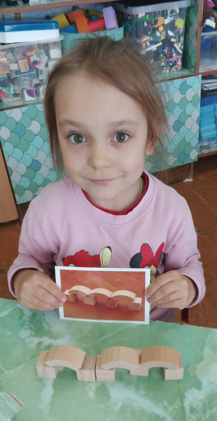 Конструирование из конструктора Мосты (7)