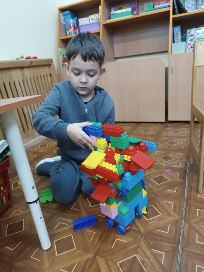 Конструирование из конструктора Полесье (6)