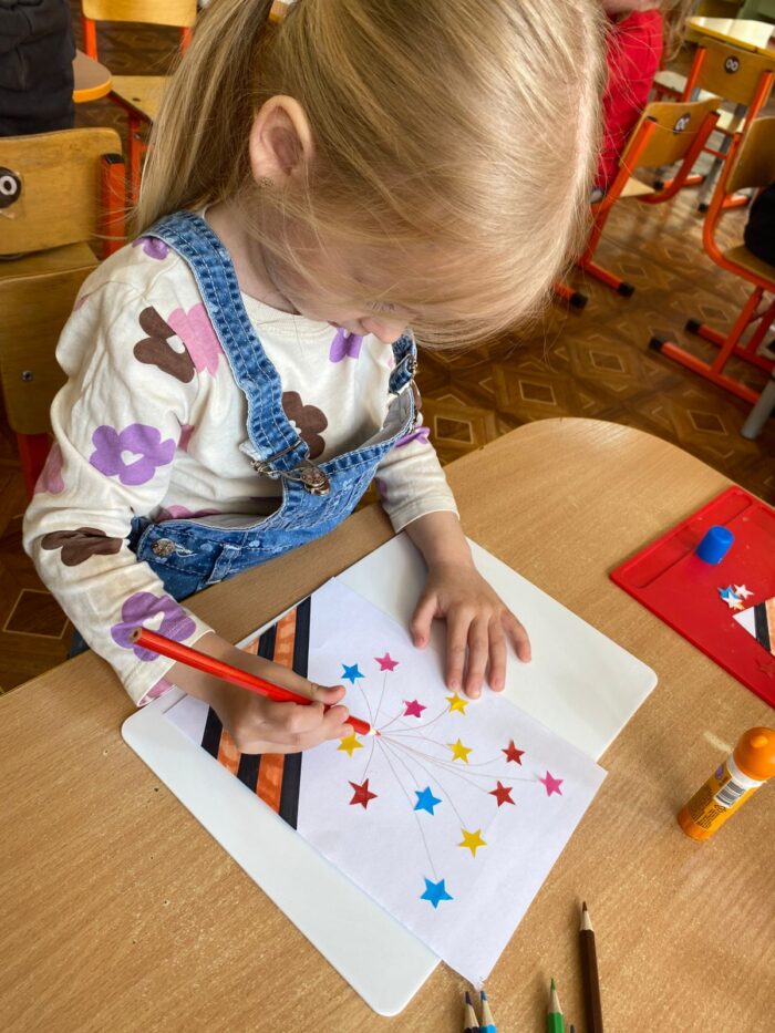 аппликация Праздничный салют (5)