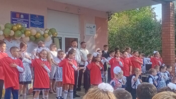 торжественная линейка (6)