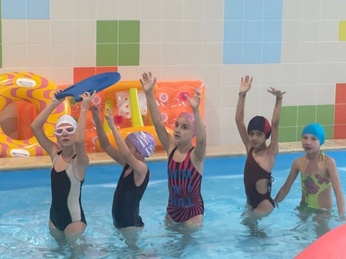 3 класс в бассейне (4)