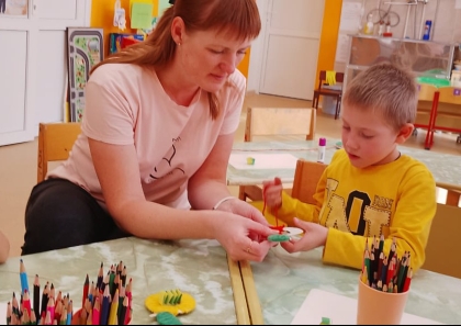 Конструирование «Гусеница в наливном яблочке» (1)