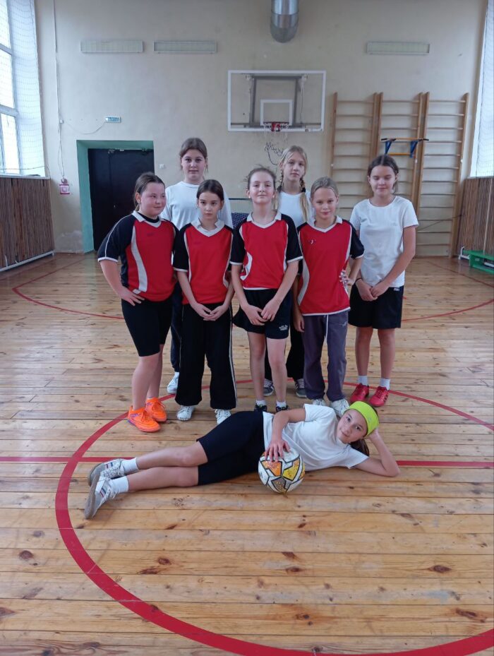 соревнования по футболу (2)