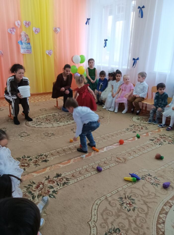 Праздник ко дню матери (8)