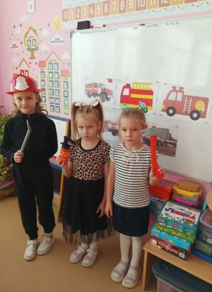 Рисование «Пожарная машина» (3)