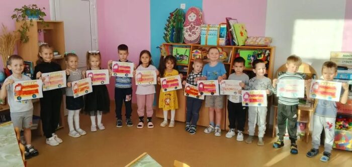 Рисование «Пожарная машина» (6)