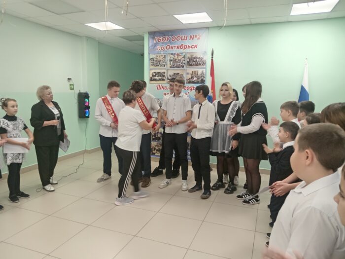 торжественная линейка (4)