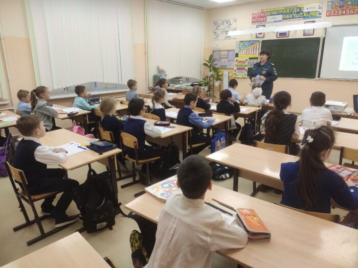 Беседа о правила безопасности на водных объектах в осенне зимний период (6)