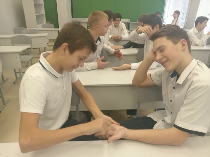 Игровая программа «Согреем сердце добротой», посвященная Дню инвалидов (7)