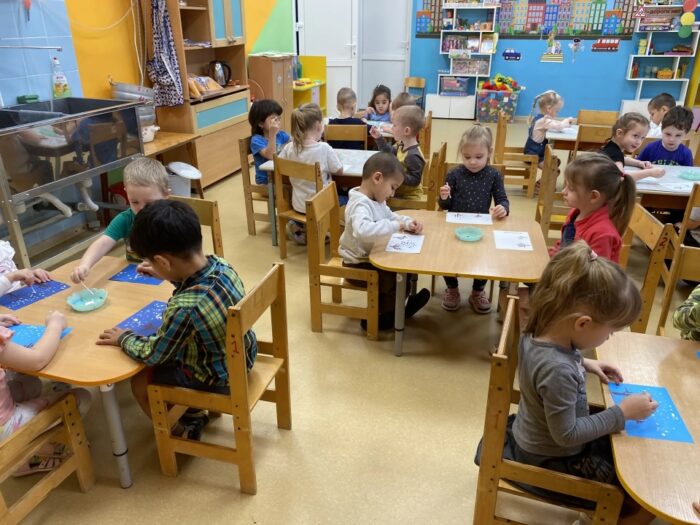 Рисование в нетрадиционной технике «Первый снег» (5)