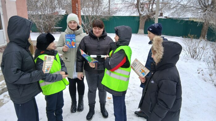 участие в акции «Внимание дети! Правила ПДД в зимний период» (5)