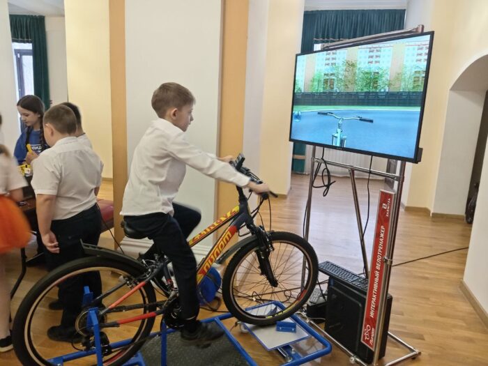 ученики на областном конкурсе агитбригад (6)