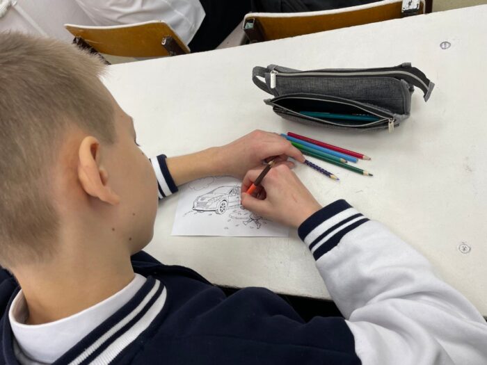 Беседа Безопасность на дорогах в осенне зимний период (2)