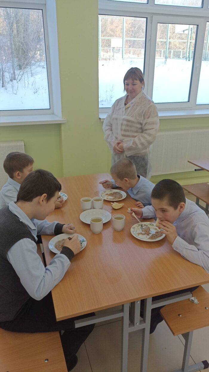 проверка школьного питания (2)