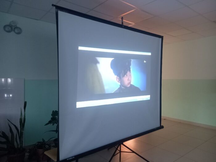 просмотр фильма (2)