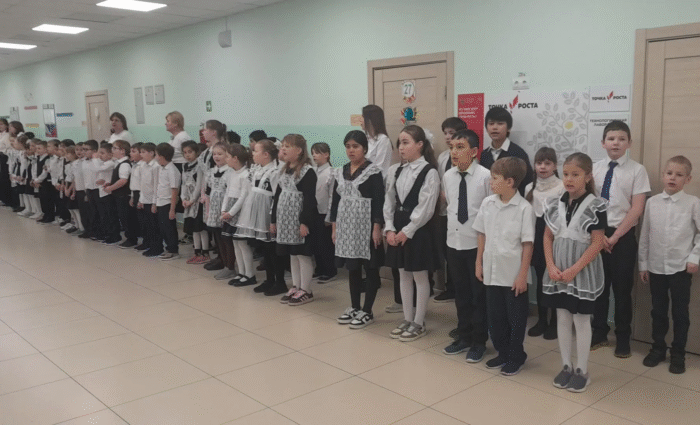 торжественная линейка (2)