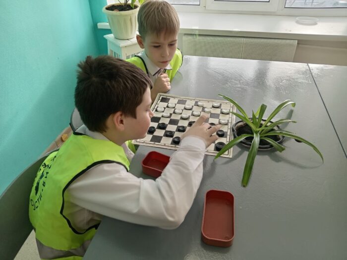 турнир по шашкам (2)