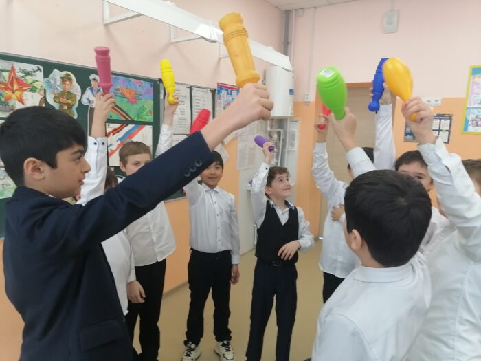 А ну ка, мальчики! во 2 классе (7)