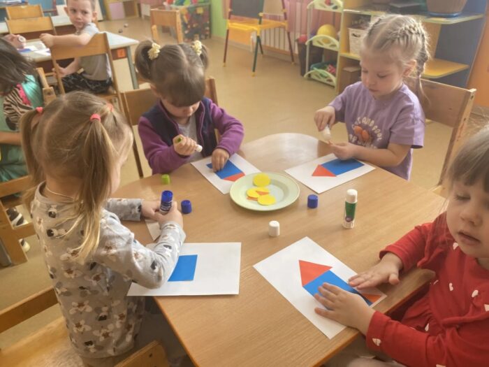 Аппликация «Ракета» (4)