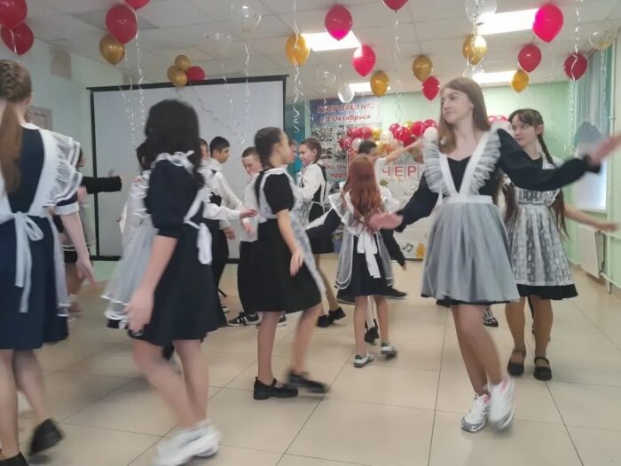 Вечер встречи одноклассников (14)