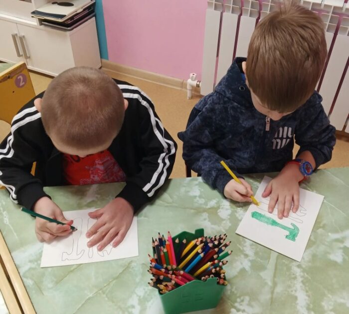 создание аппликации Открытка для папы (2)