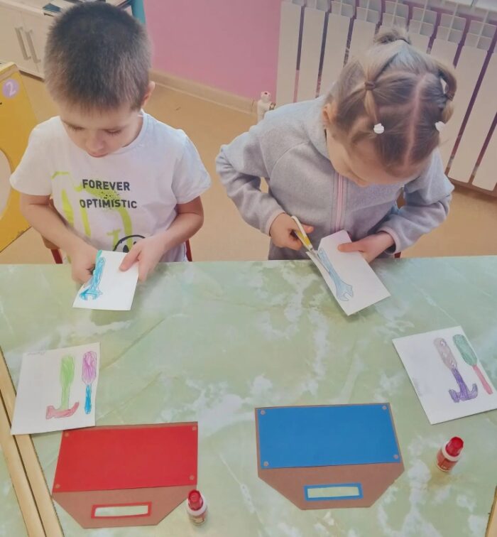 создание аппликации Открытка для папы (3)