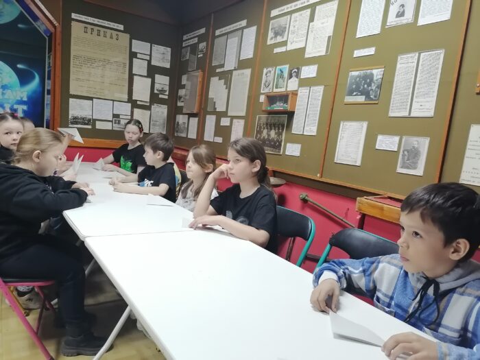 2 класс в музее (2)