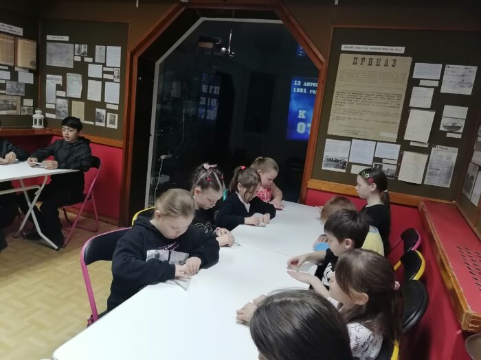 2 класс в музее (4)