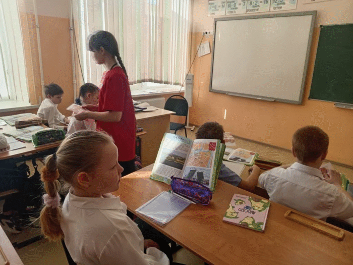 Беседа «Правила поведения в театре» во 2 классе (5)