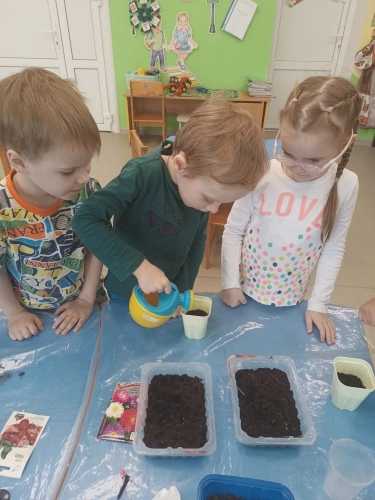 занятие в саду (6)