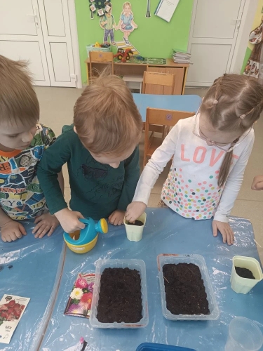 занятие в саду (8)