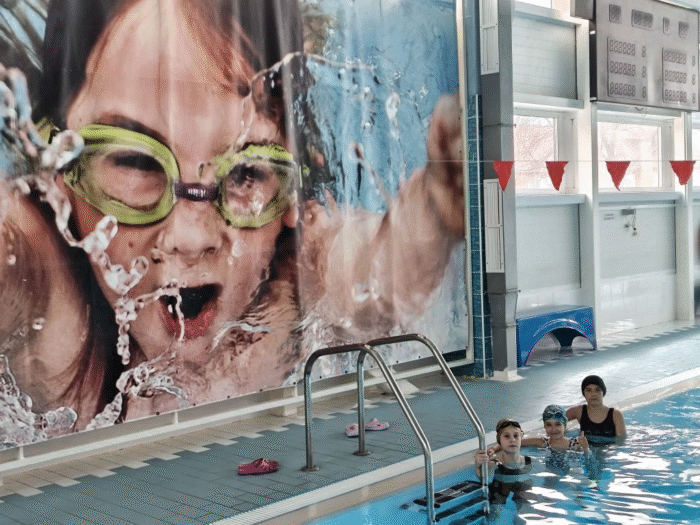 4 класс в бассейне (2)