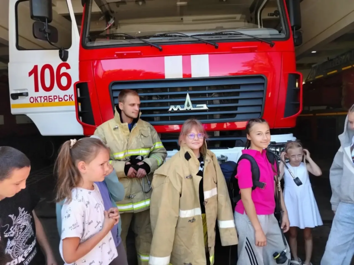 В гостях у пожарных (3)
