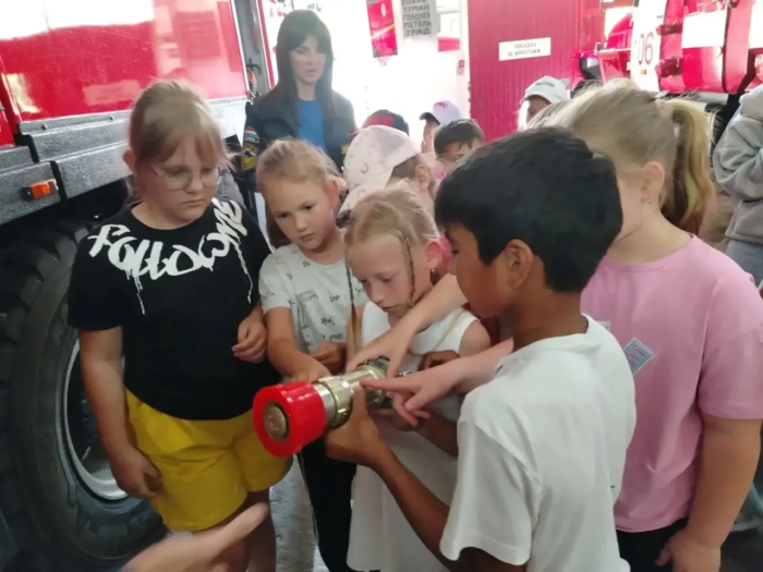 В гостях у пожарных (6)